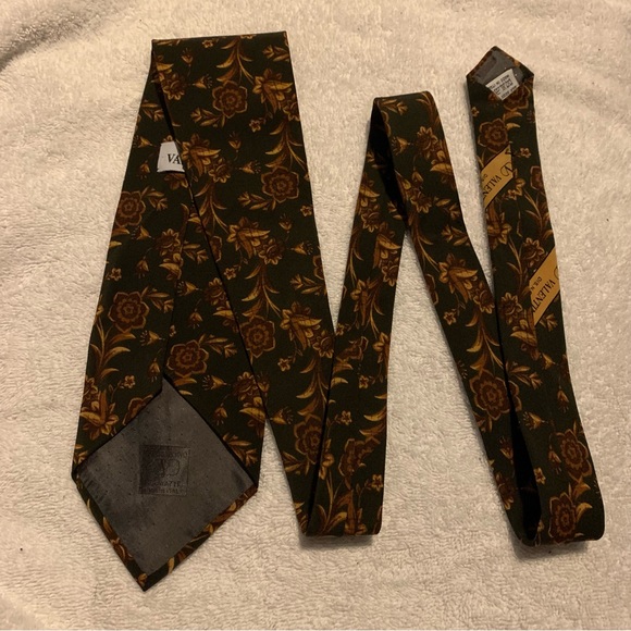 VALENTINO CRAVATTE Floral Silk Neck Tie Made in Italy - Picture 5 of 9